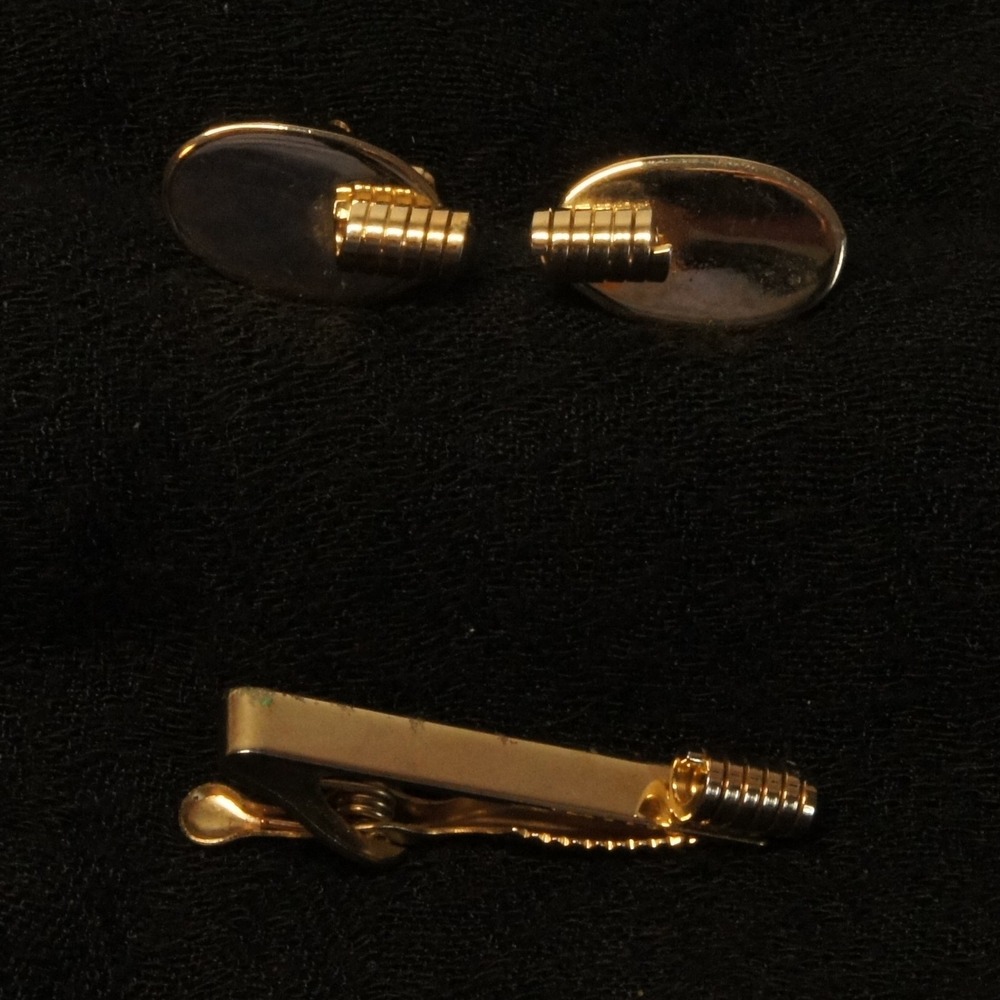 Vintage Gold Tone Cufflinks Tie Bar Set Spiral Ribbed Oval Minimalist